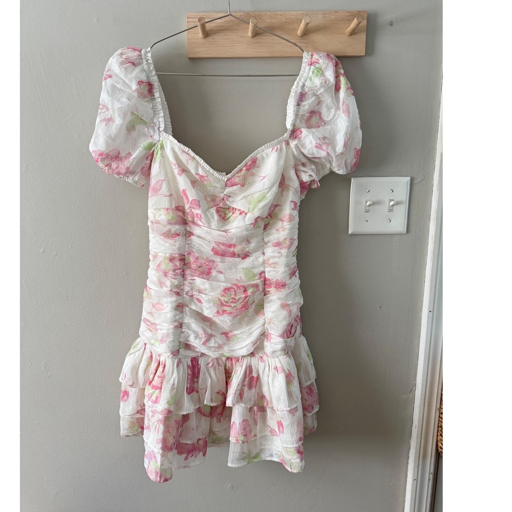 xs NWT hello Molly floral mini dress